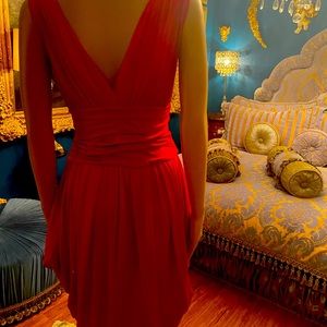 How pretty! Perfect cocktail little dress!